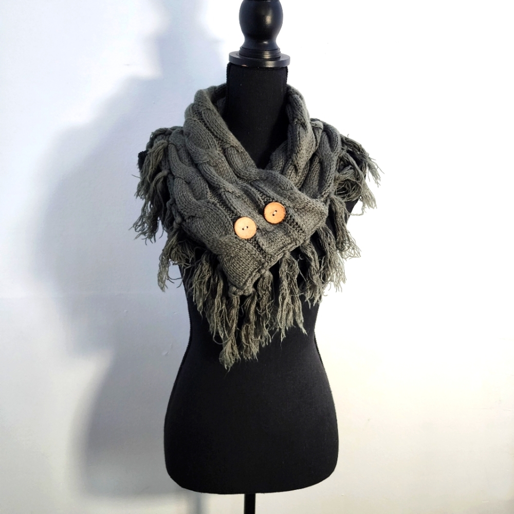 Tickled Pink Gray Knit Scarf with Fringe and Buttons